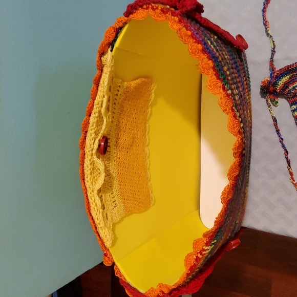 String Tote Shoulder Bag - Picture 4 of 8